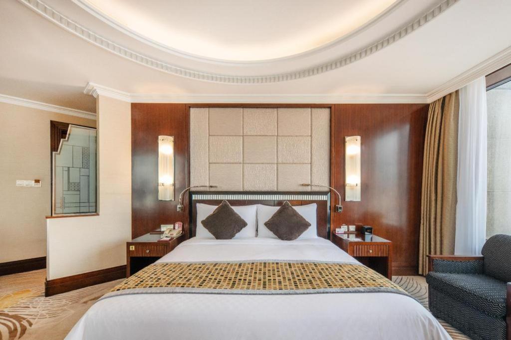 Grand Soluxe Zhongyou Hotel Shanghai Bagian luar foto