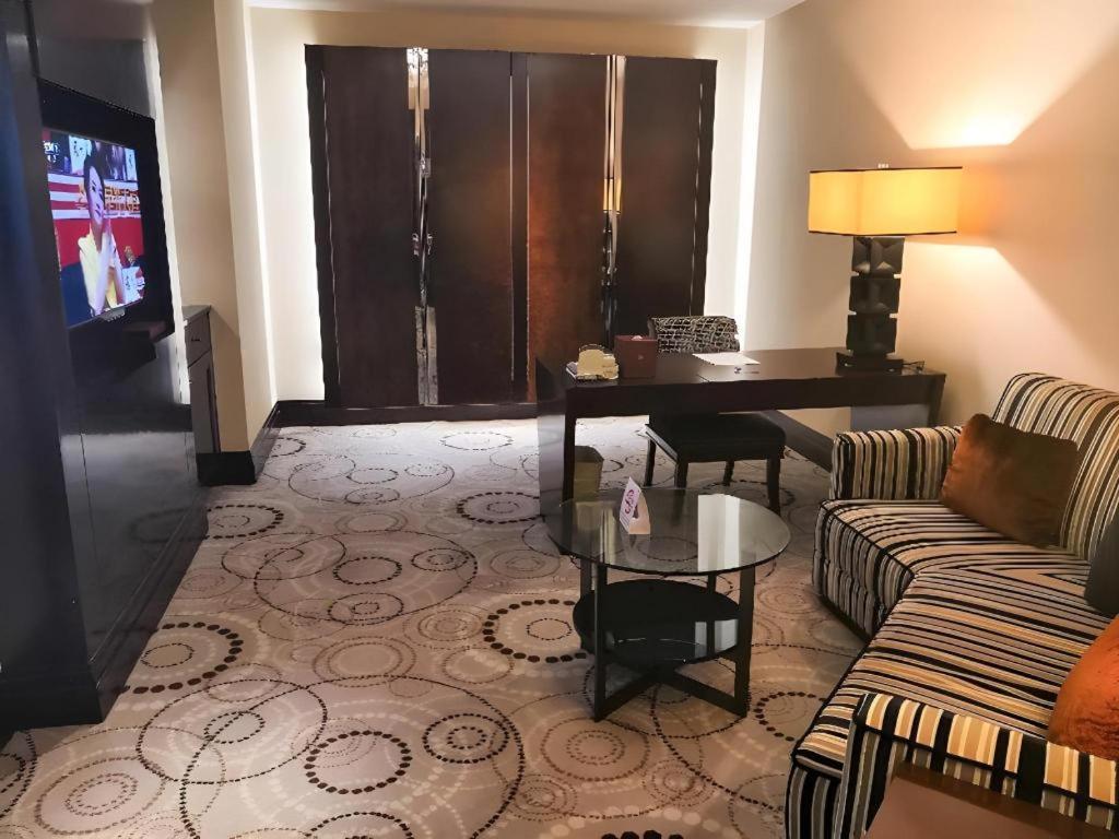 Grand Soluxe Zhongyou Hotel Shanghai Bagian luar foto
