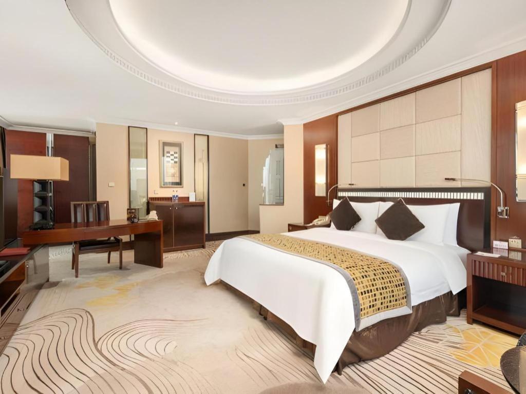 Grand Soluxe Zhongyou Hotel Shanghai Bagian luar foto