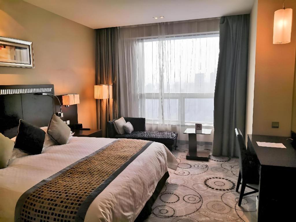 Grand Soluxe Zhongyou Hotel Shanghai Bagian luar foto