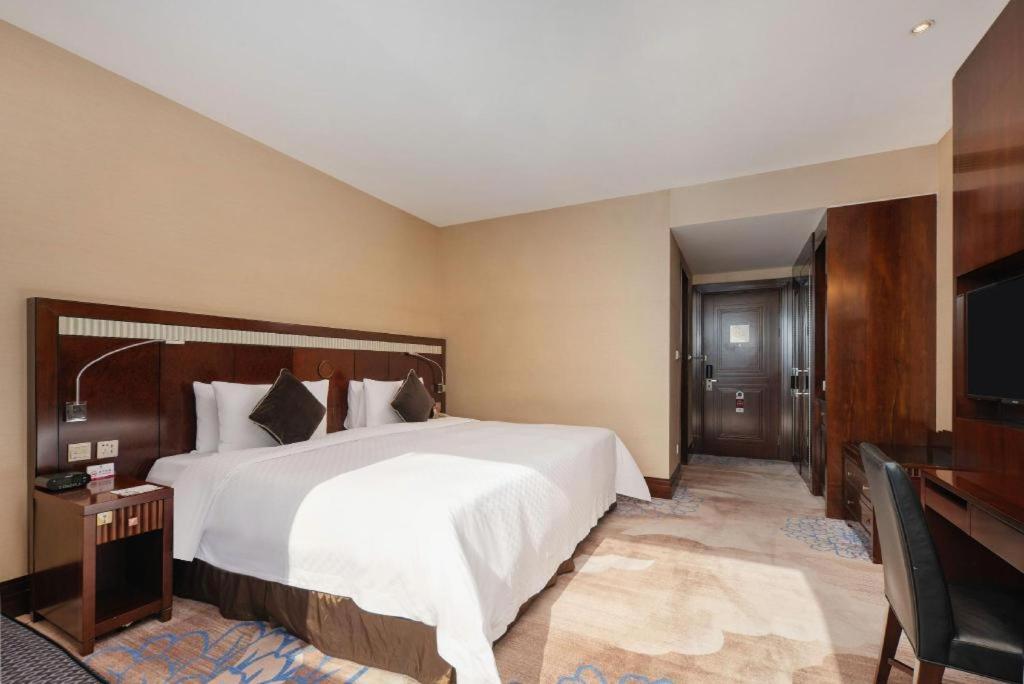 Grand Soluxe Zhongyou Hotel Shanghai Bagian luar foto