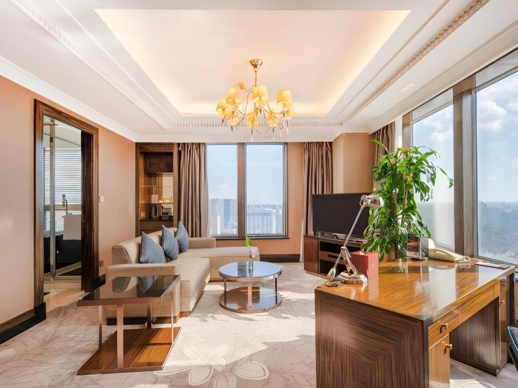 Grand Soluxe Zhongyou Hotel Shanghai Bagian luar foto